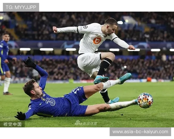 切尔西前场连环传导,哈弗茨头球破门受赞
